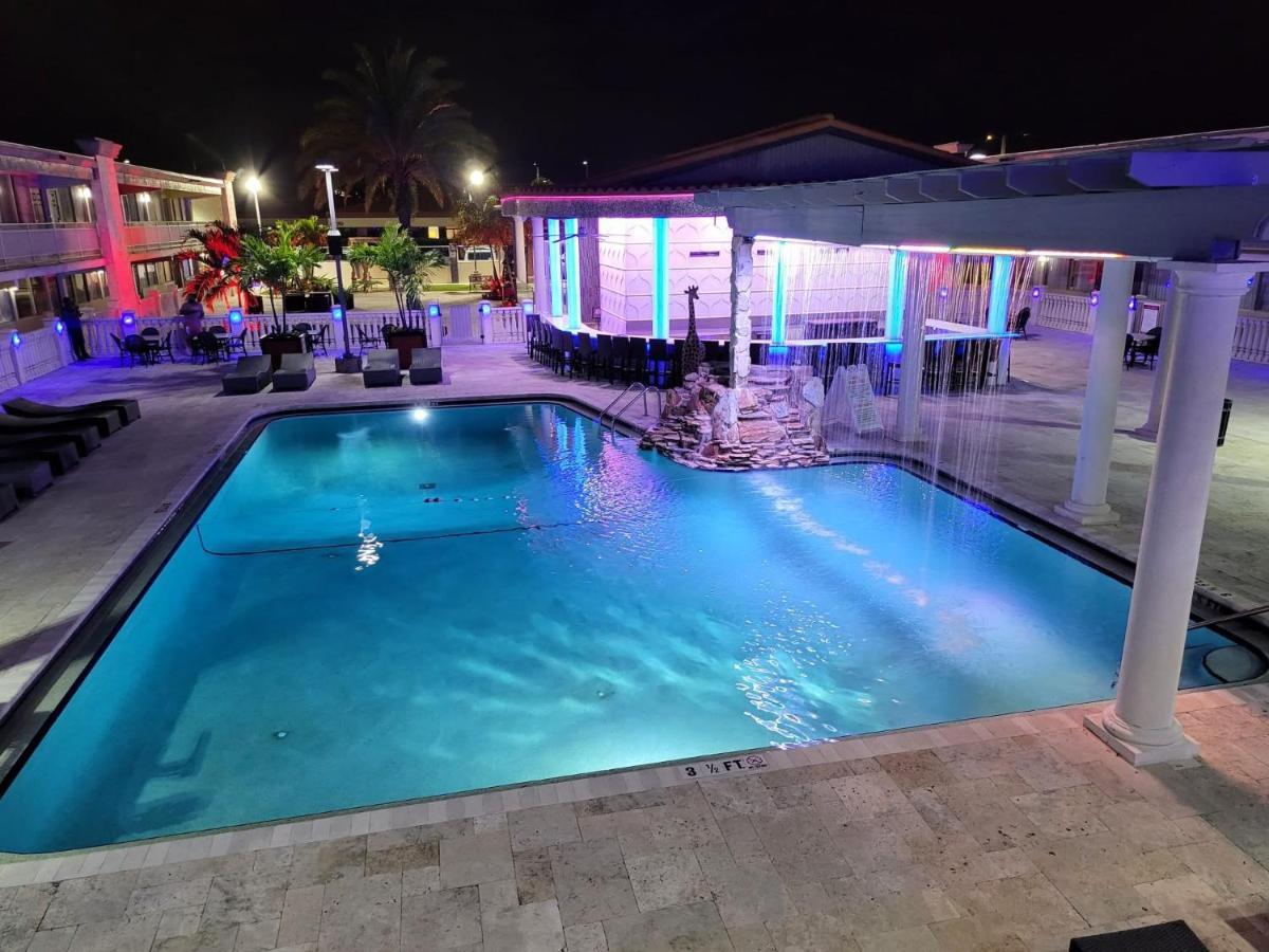 Quality And Conference Center Tampa-brandon Inn 2*