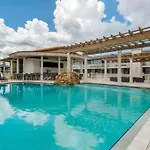 Quality Inn And Conference Center Tampa-Brandon 